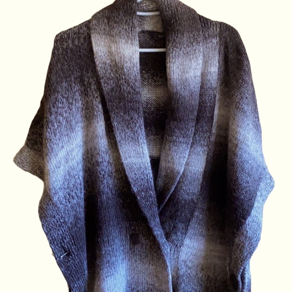 BCBGMaxAzria Oversized Cape/Poncho/Wrap Wool Blend Sweater in Brown Ash - medium - Picture 7 of 16